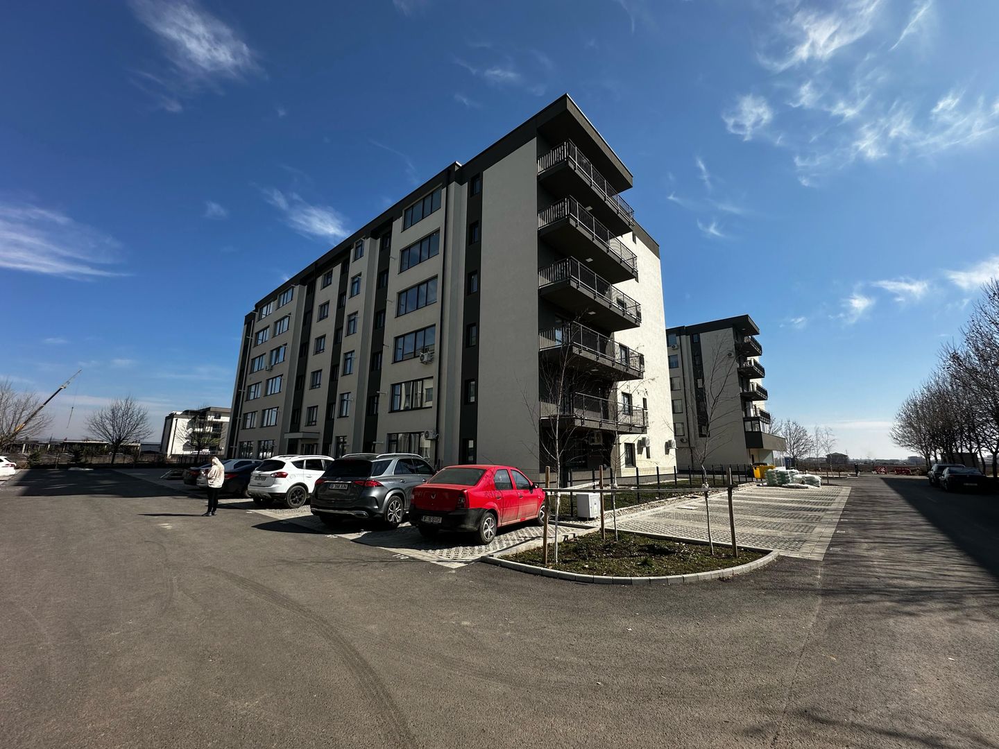 AP. 3 CAMERE - GRADINA PROPRIE 100MP, LOC PARCARE INCLUS, COMISION 0% - Poză 3