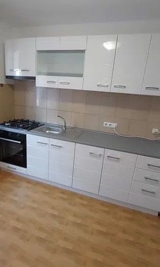 PROPRIETAR inchiriez  (vand ) casa INDIVIDUALA  P+M in Dumbravita - Poză 6