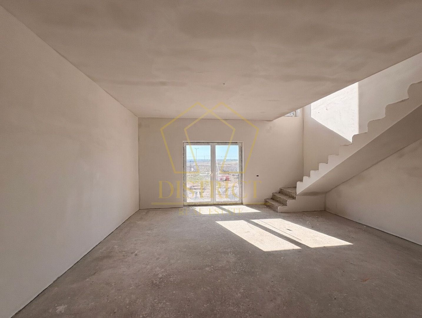 Duplex cu 3 camere si 2 bai | Bucovăț - Poză 2