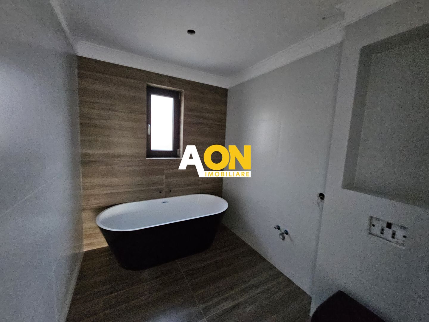 Casa 4 camere, 2 bai, 866 mp teren, predare la cheie, Micesti - Poză 9