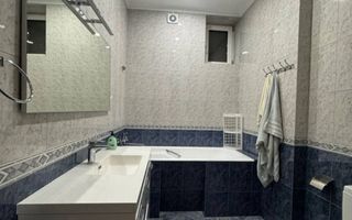 Chirie, casă, 3 nivele, 5 camere, strada Cetatea Albă, Botanica - Poză 8