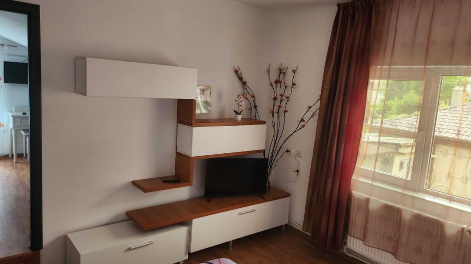 Închiriere vilă 7 camere, Eforie Nord | Termen lung - Poză 6