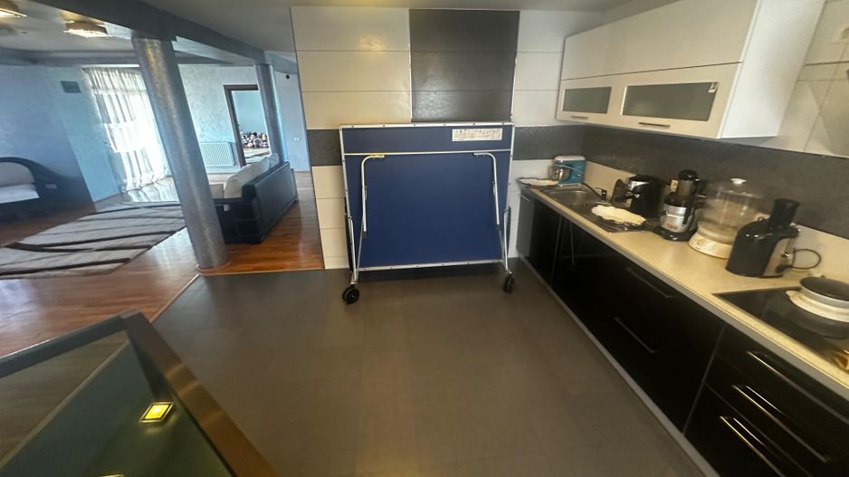 CASA INDIVIDUALA, 9 CAMERE, TEREN 475 MP, MOBILAT/UTILAT, COMIS 0% - Poză 7