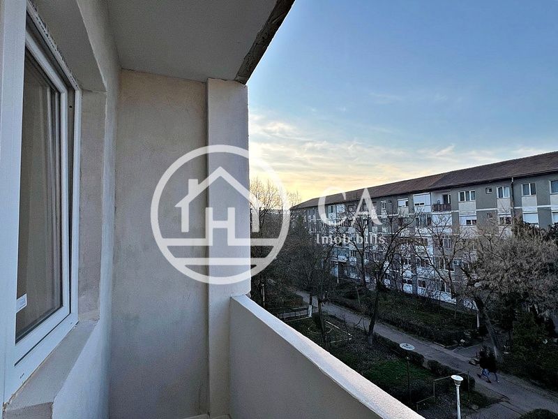 Apartament de vânzare cu 3 camere în zona Nufărul, Oradea - Poză 9