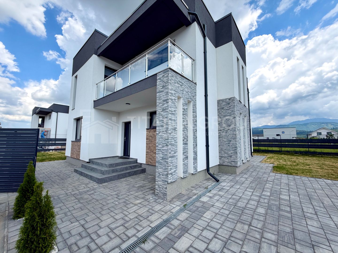 Casă premium 4 camere | Prima închiriere| 3 băi | Pet Friendly | Cristian - Poză 12