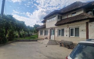 Casă locuibilă și service auto în comuna Deleni, 8 km de orașul Hârlău, 1600 mp teren - Poză 2