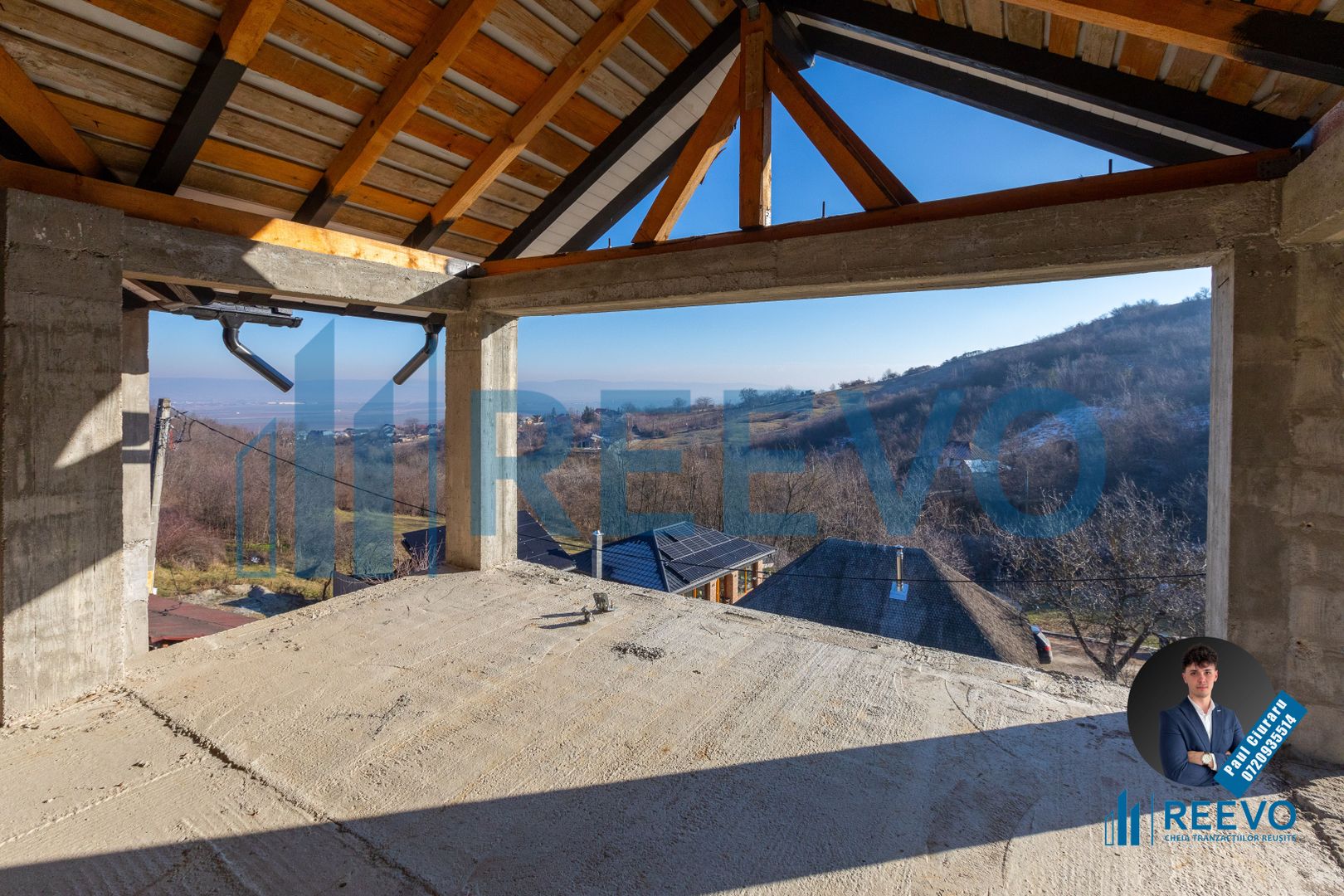 Pensiune/Vilă la roșu P+E+M în Sărata - Poză 23