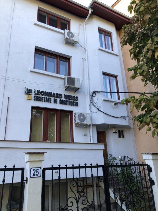 Vila de inchiriat pentru firma/birouri 300mp Domenii 4 nivele gradina - Poză 1