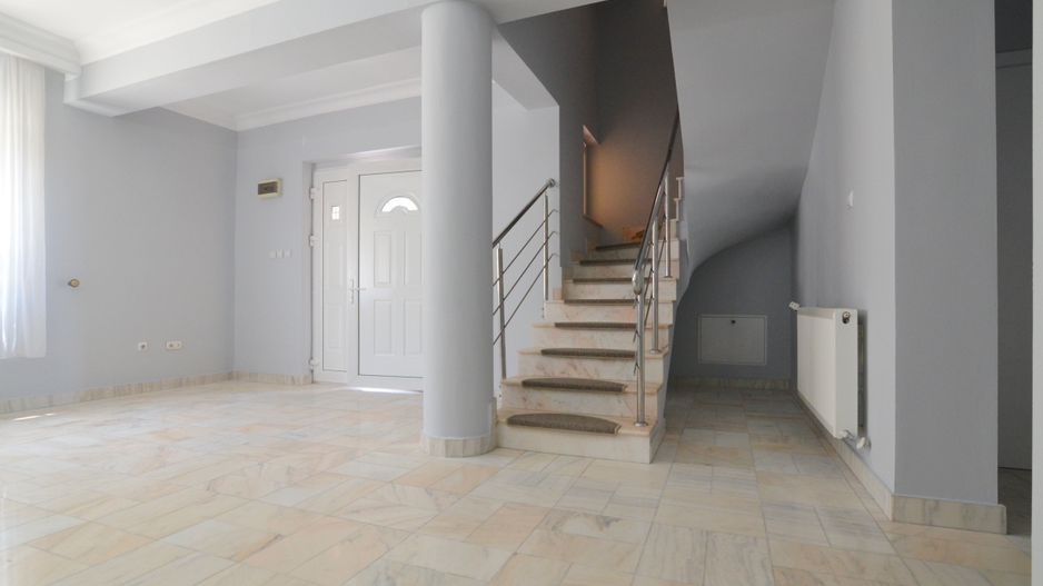 Inchiriem Vila individuala 6 camere cu panouri solare zona Pipera - Poză 12