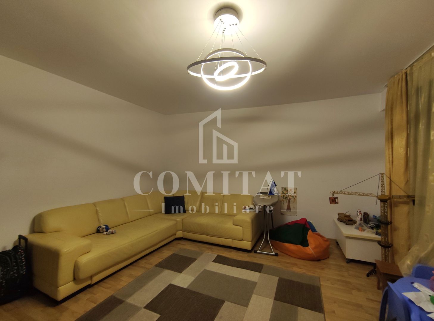 Apartament 3 camere | Decomandat | De Vanzare | cartier Grigorescu - Poză 1