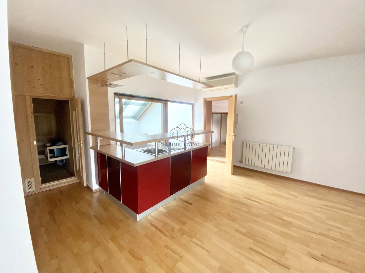 VILA CU 7 CAMERE IN COMPLEX REZIDENTIAL IN IANCU NICOLAE - Poză 17