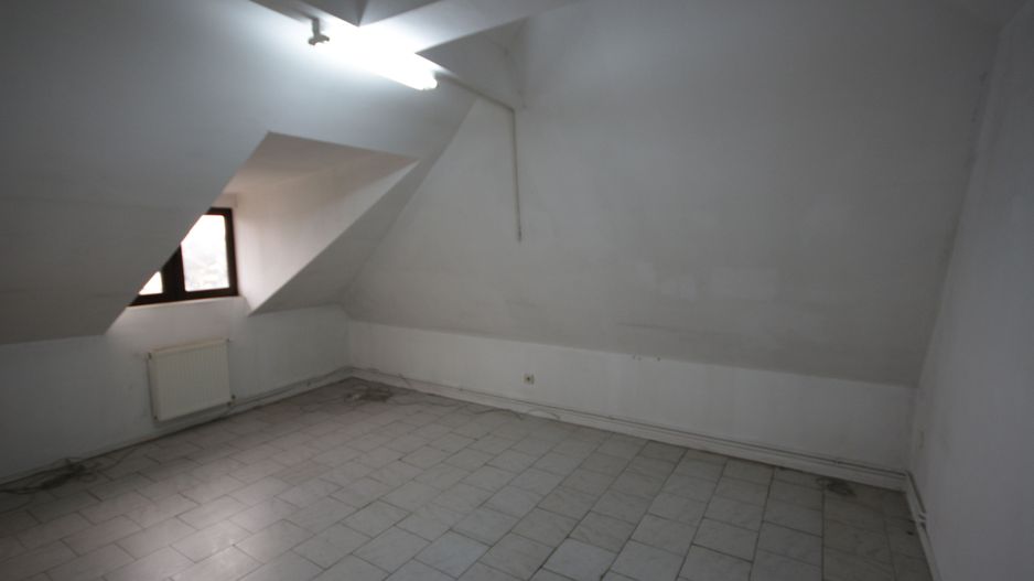 Imobil destinatie birouri + depozit - Poză 48