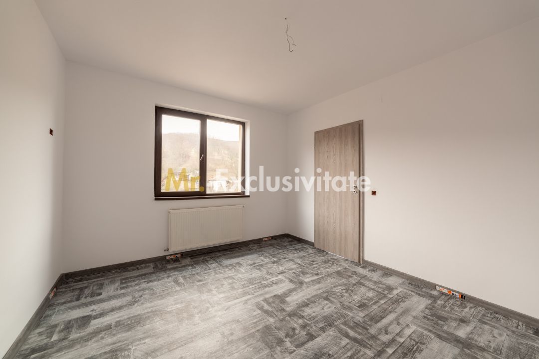Casă spațioasă P+1+M – Izvorani, Ștefănești | Ideală pentru 2 familii! - Poză 17