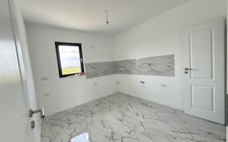 Duplex finalizat despartit prin camera tehnica. 3 dormitoare. 2 balcoane. - Poză 5