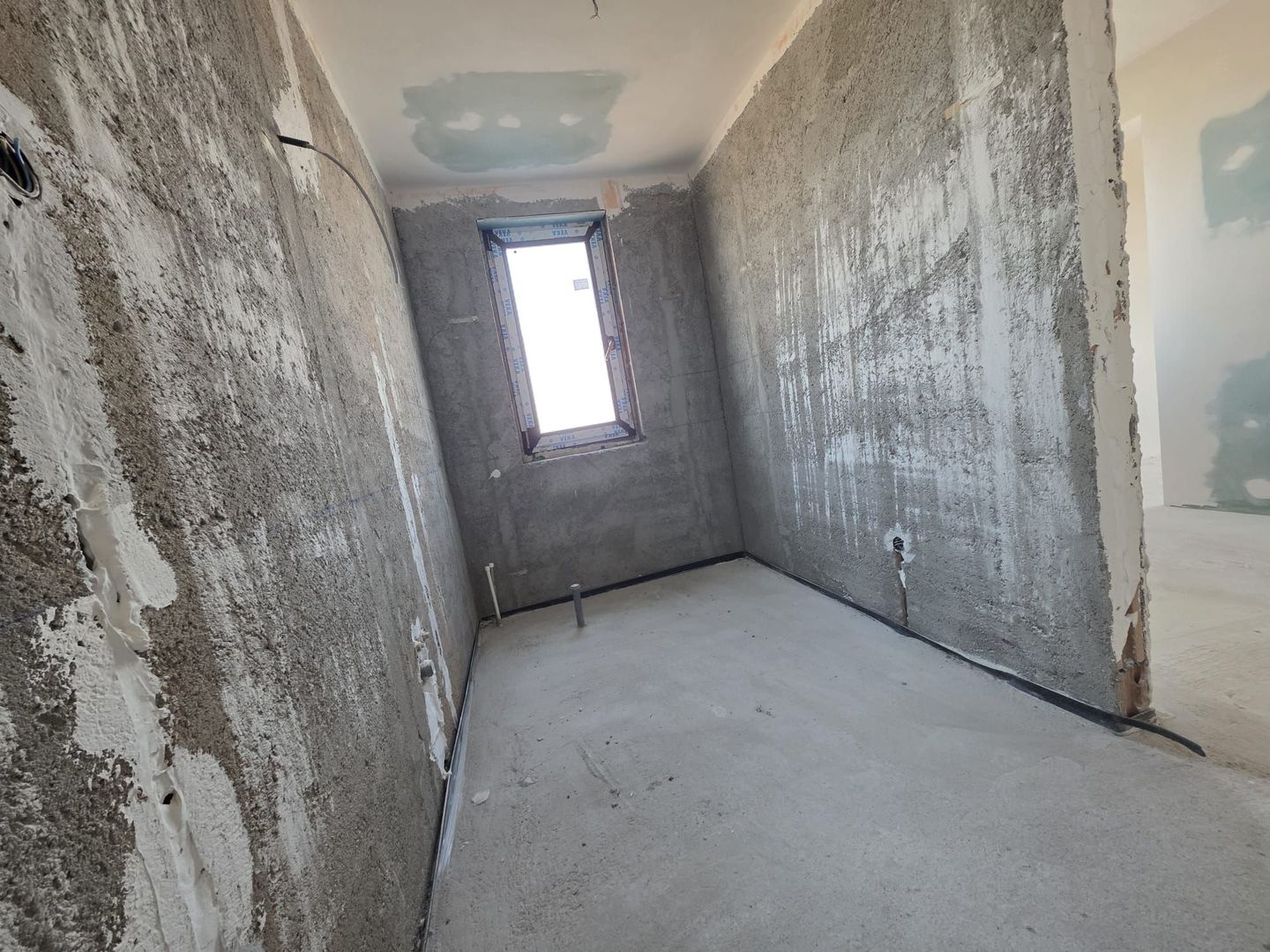 Casa in regim P+1ER de vanzare in Baltoesti - Poză 15