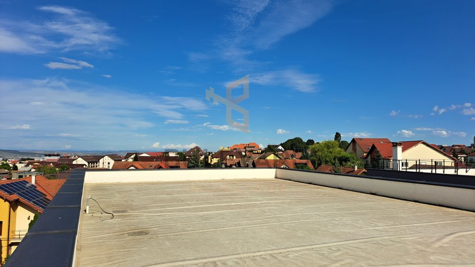 Penthouse 150 mp utili+ terase 200 mp+ 2 parcari subterane +curte 120 mp - Poză 20