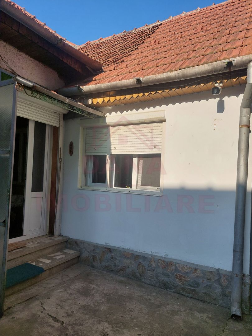 CASĂ 5 CAMERE\ OȚELU-ROȘU\ZONA CIREȘA \ COMISION 0% - Poză 19