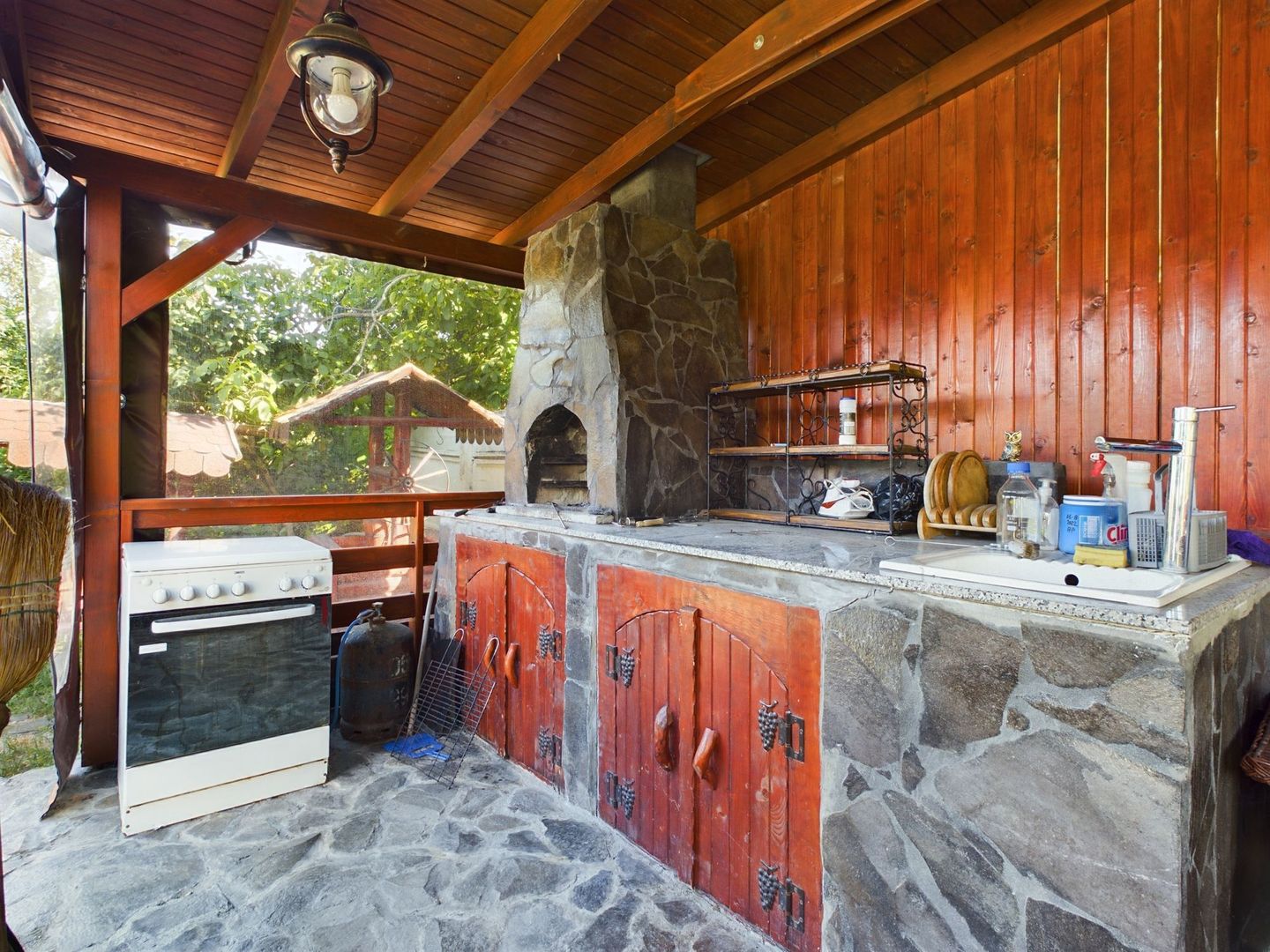 Casă individuală cu 4 camere, zonă centrală - Poză 23