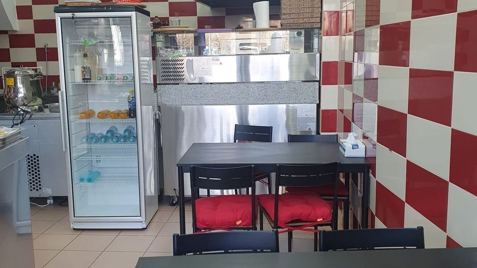 Spatiu comercial de inchiriat, pretabil Fast Food - Gara de Nord - Poză 2