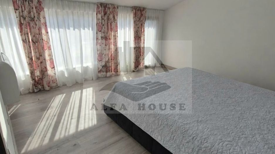 Apartament cu 4 camere in casa - zona Centrul Civic - Poză 16
