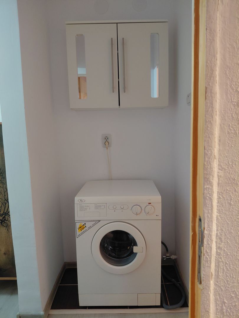 De inch iriat apartament 2 cam dec – Zona Baia Comunală, parter - Poză 17