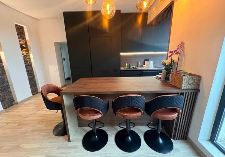 Apartament 3 camere cozy - Poză 1