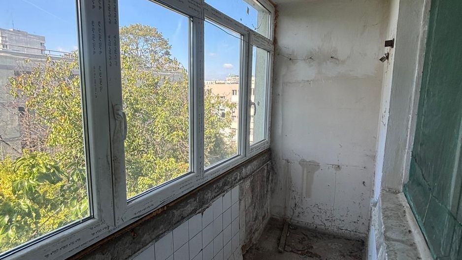De vanzare apartament 3 camere Titan, aproape de IOR, metrou, scoala Garcia - Poză 4