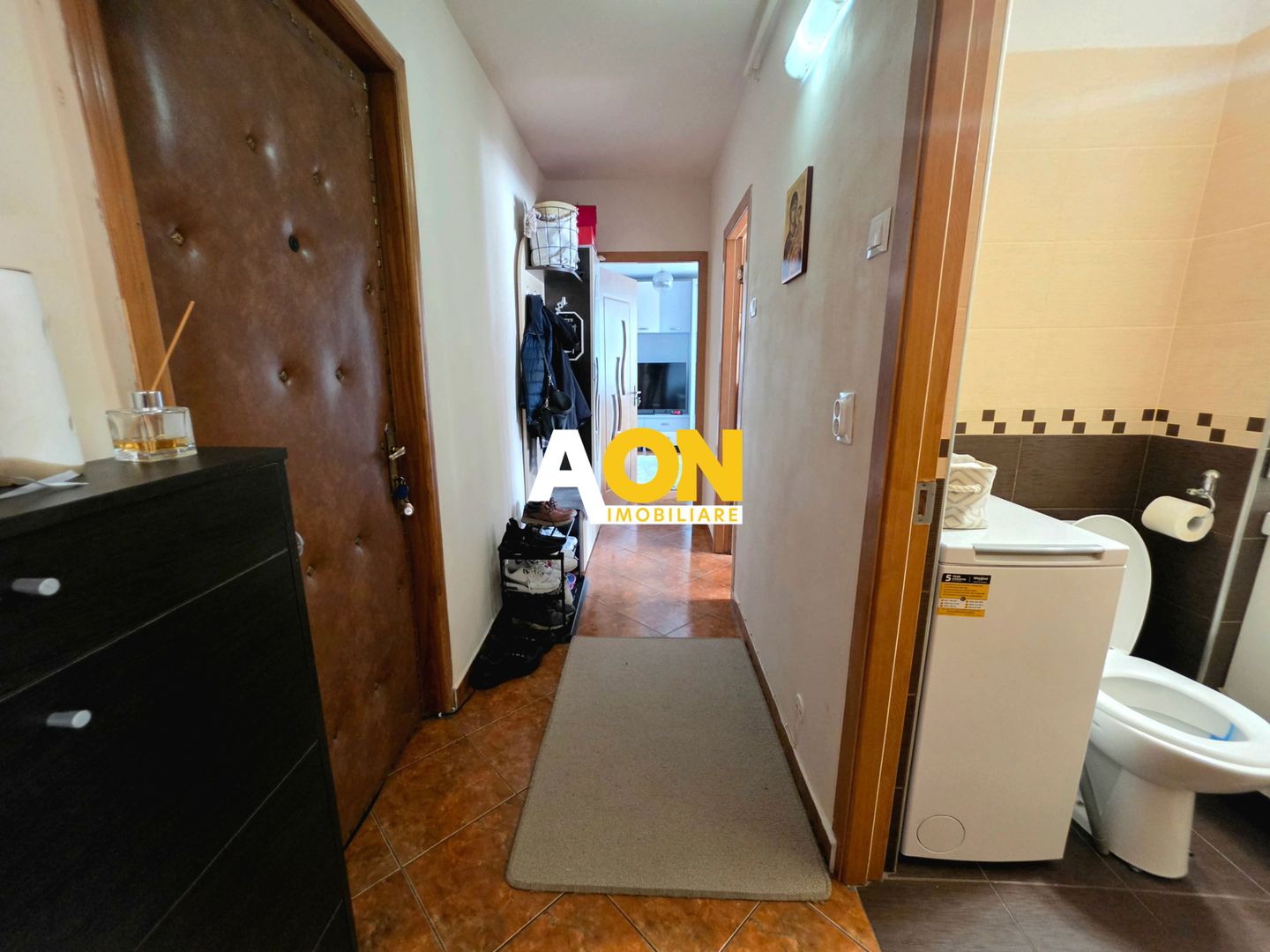Apartament 2 Camere Decomandat, Strada Closca, Foste Proprietati - Poză 2