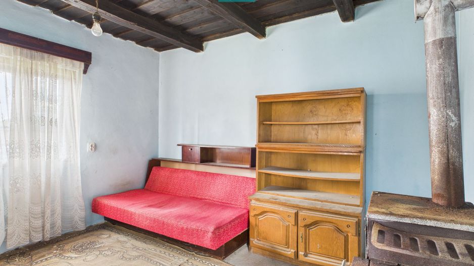 Casă cu 4 camere în Buhani, Dezna - Poză 13