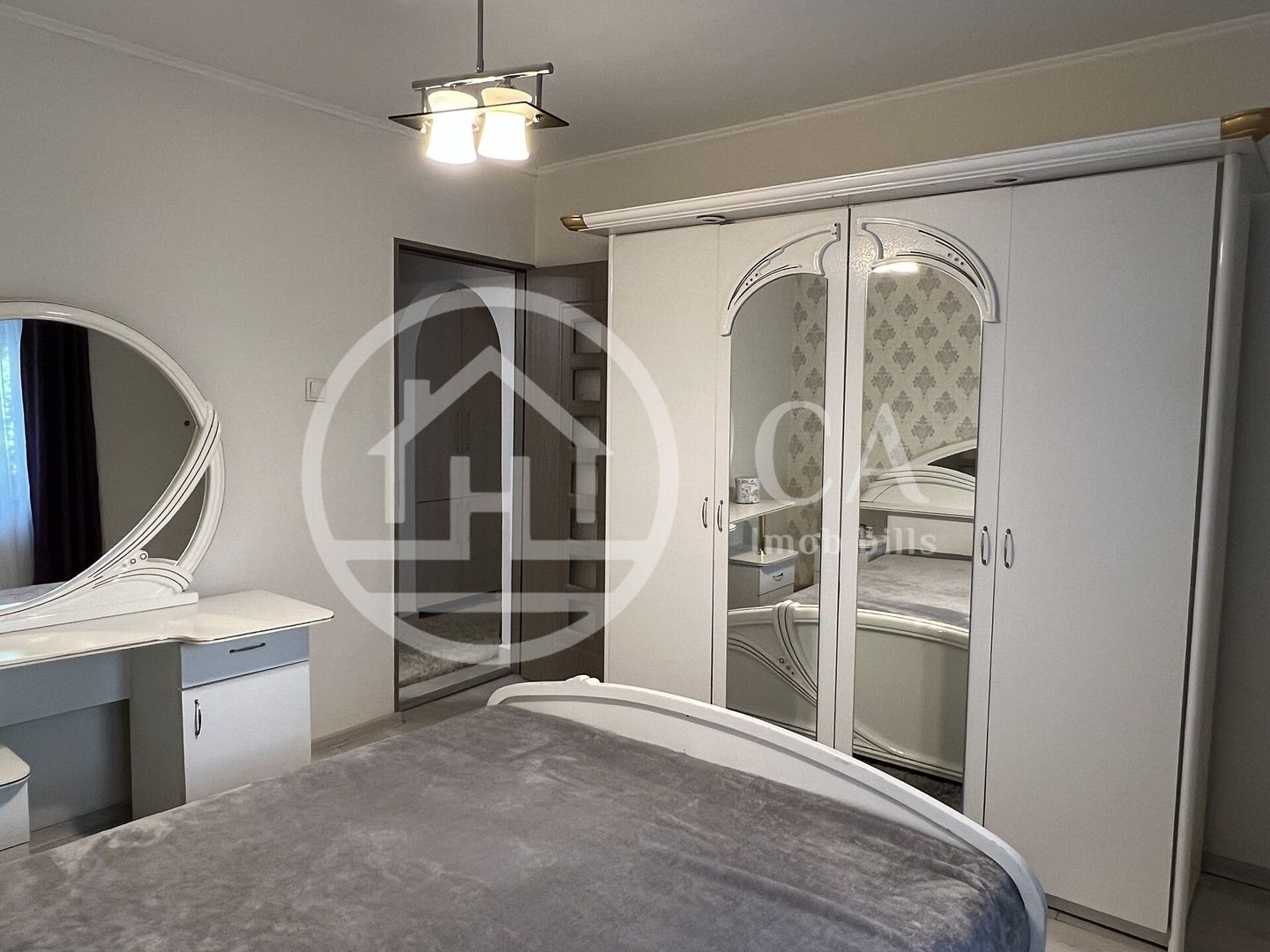 Apartament cu 3 camere de inchiriat in Rogerius Oradea - Poză 14