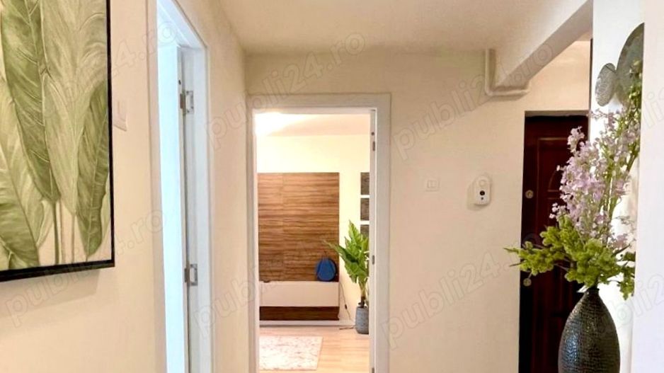 Apartament cu 2 camere, mobilat si utilat nou - zona ultracentrala - Poză 2