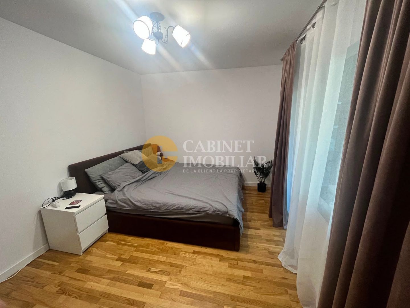 3 CAMERE DECOMANDAT--ETAJ 1--LOC DE PARCARE INTABULAT--VALEA LUPULUI - Poză 4