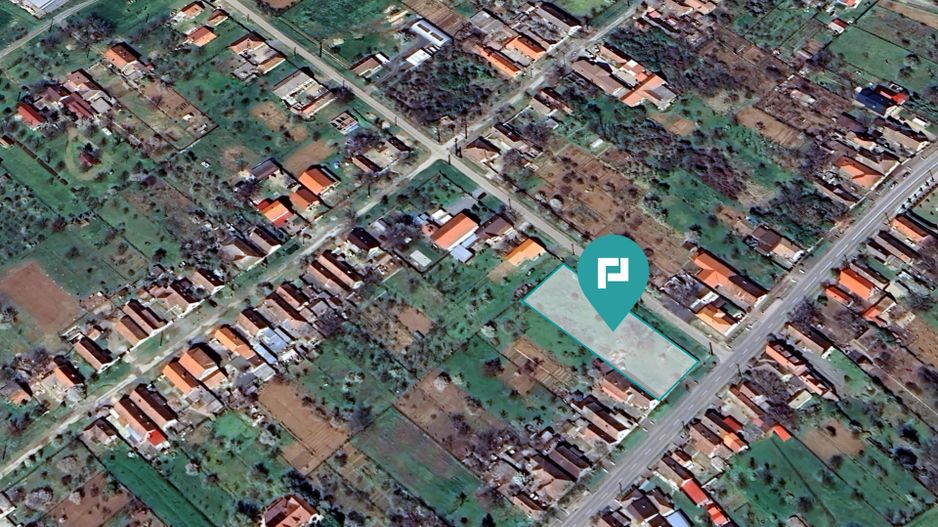 Teren intravilan de 1,988mp Minis - Poză 4