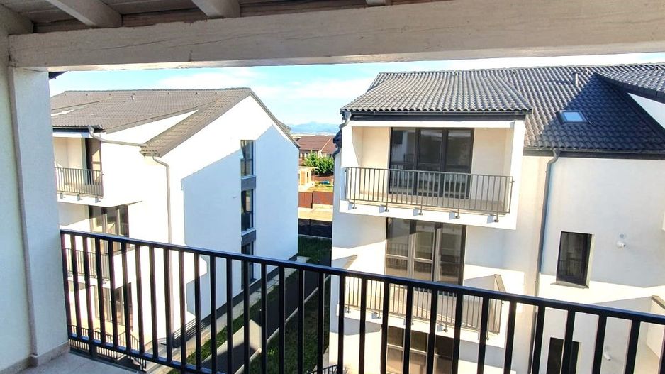 Locuință modernă, 2 camere decomandate, bloc tip vilă, Sânpetru - Poză 18