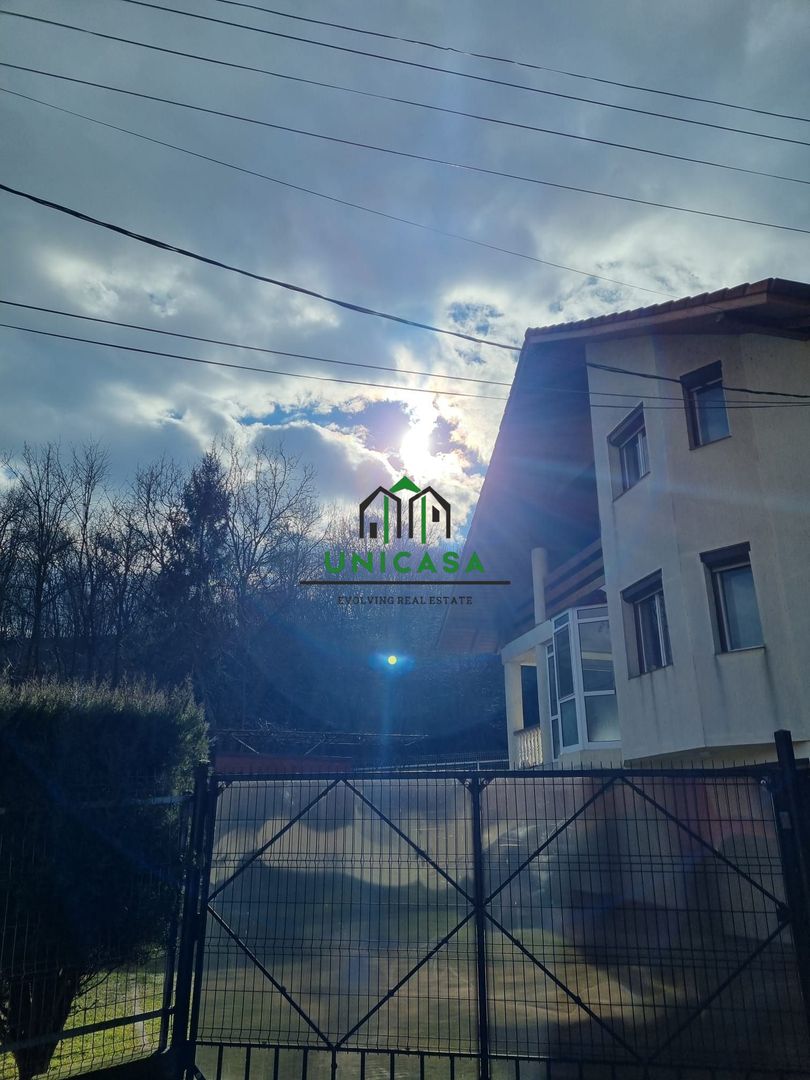 Casa - Vila - Ocnele Mari - Poză 22