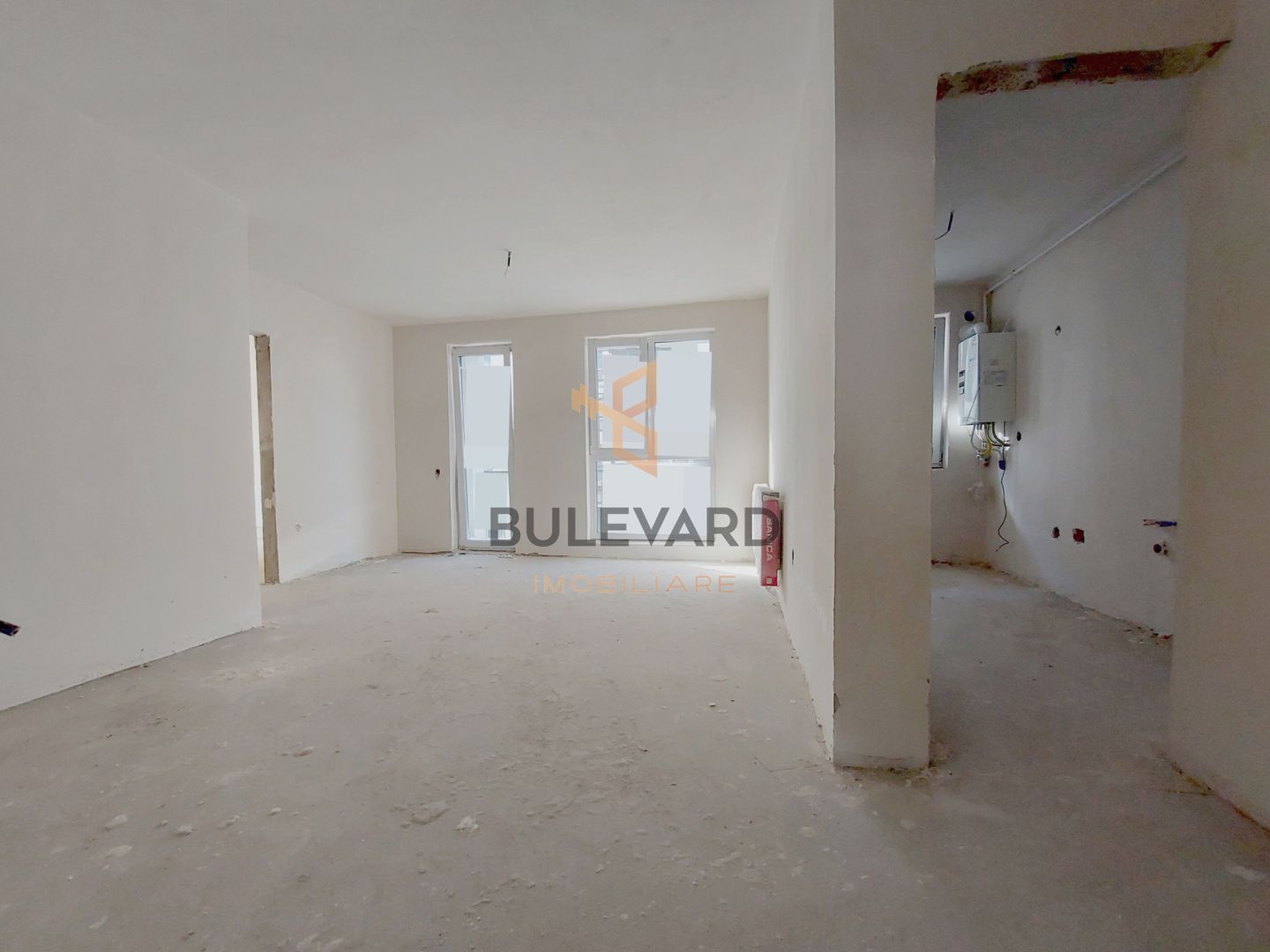 Apartament cu 2 camere+terasa de 8 mp! - Poză 1