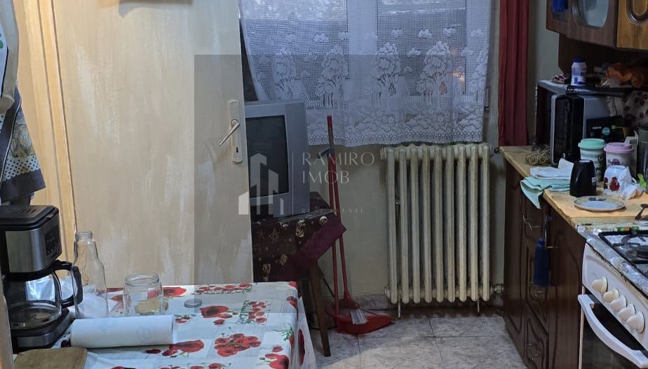 Apartament 3 camere zona Brancoveanu/parcare - Poză 9