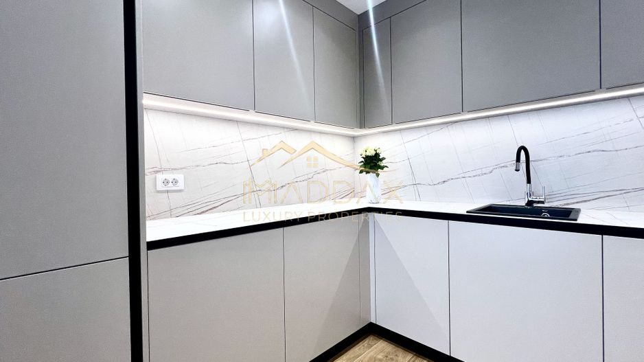 Apartament de Vanzare | 2 camere | Vedere spre lac - Poză 4