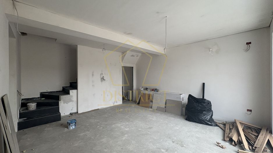 Duplex modern cu 3 camere  | Giroc | Hotel IQ - Poză 1