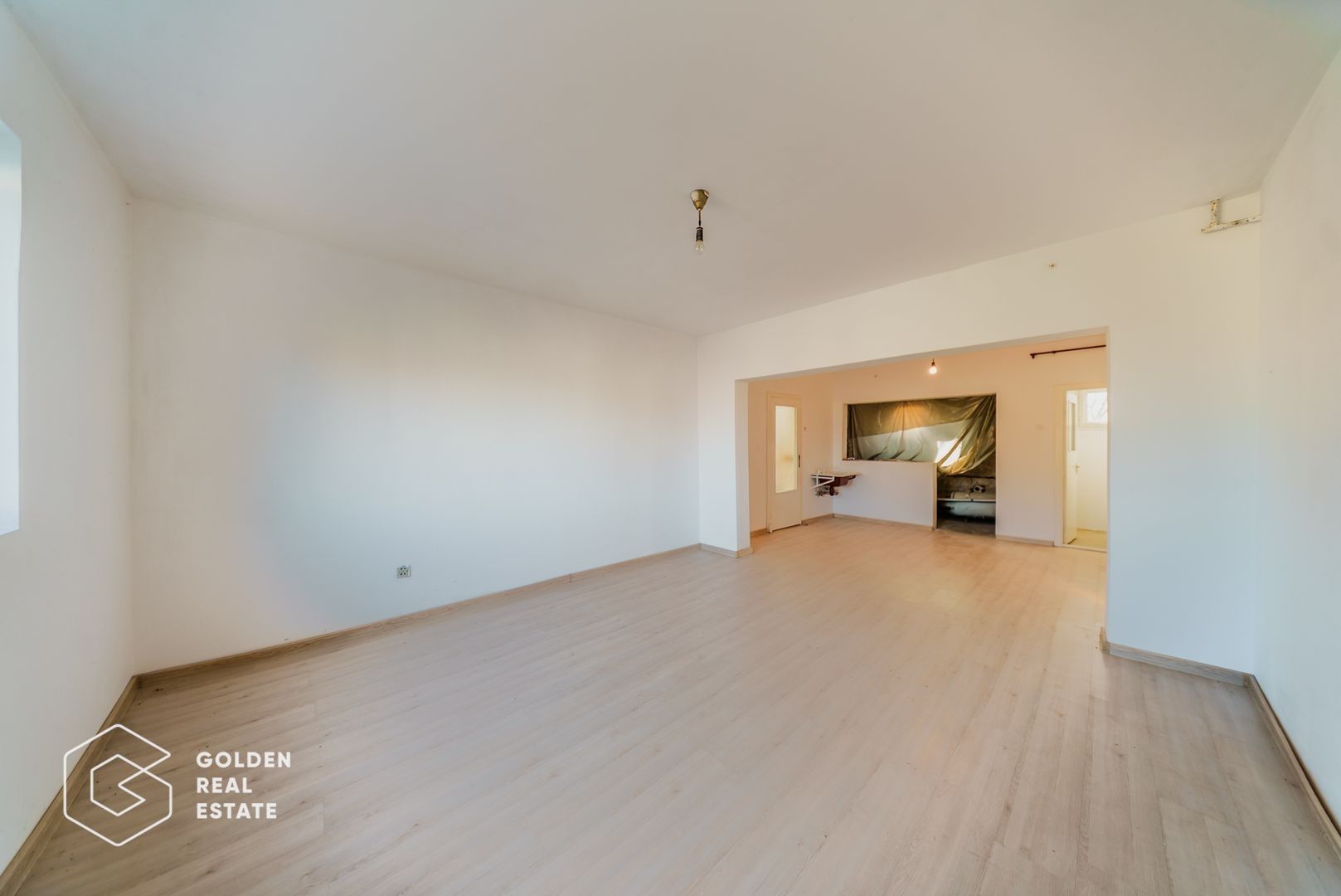 Casa cu teren de 569 mp, zona Confectii Cadas comision 0% - Poză 2