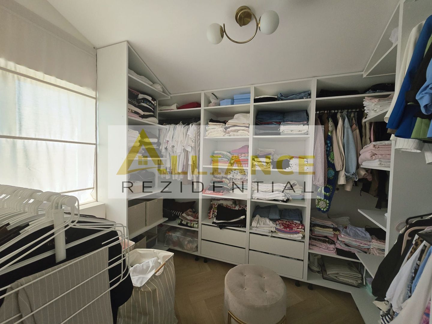 CASA MOBILATA SI UTILATA - 4 CAMERE SI 2 BAI - COMUNA BERCENI - Poză 6