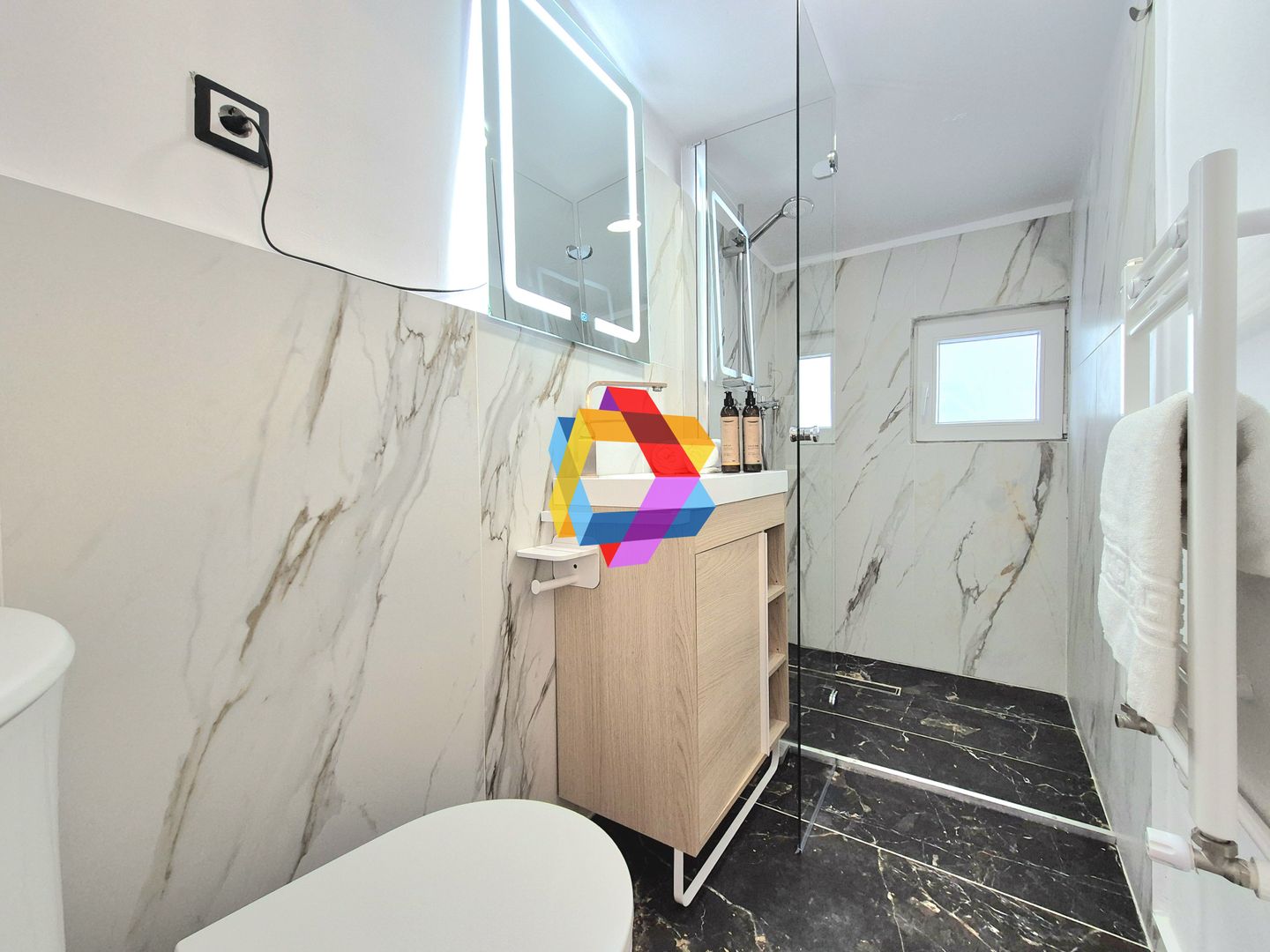 Casa de vânzare zona Centrală regim hotelier - 225 mp - Poză 21