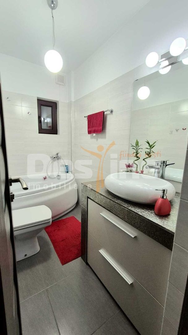 Apartament 3 Camere, Gata de Mutare, cu Parcare Privată - Poză 7