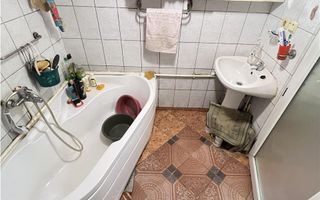 Casa pentru 2 familii zona Ghiroda CENTRALA teren 570mp - Poză 7