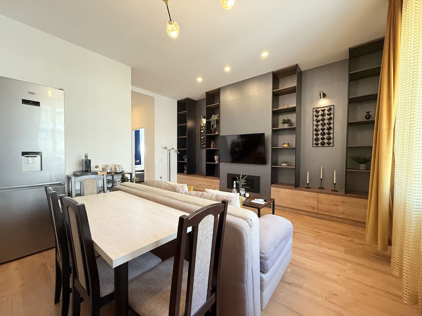 Apartament 2 camere, elegant si spațios, in Piața Victoriei - Opera - Poză 4