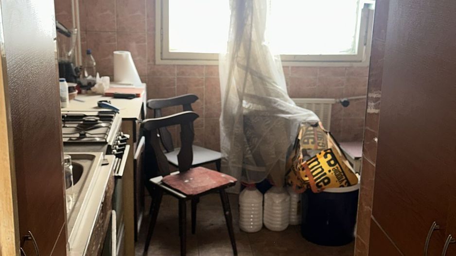 De Vanzare Apartament 3 Camere, Piata Rahova - Sebastian - Poză 11