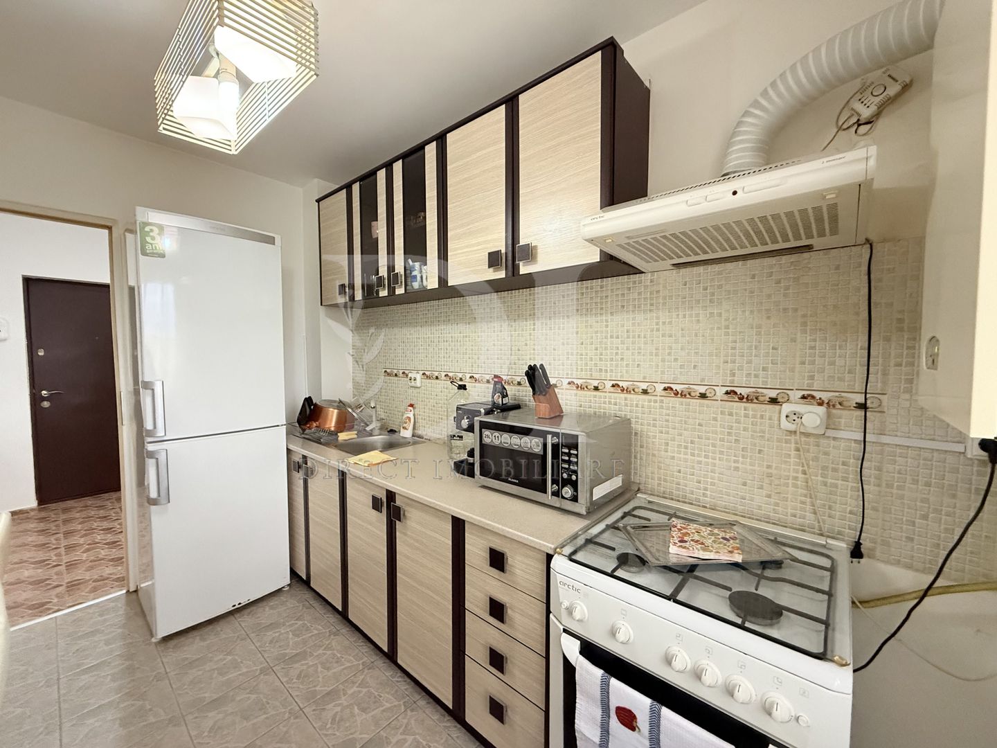 Apartament la cheie / parcare / Zona Terra - Poză 4