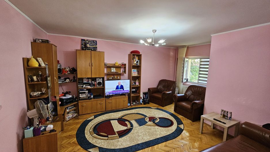 Inchiriez apartament cu 2 camere, Ultracentral - Poză 1