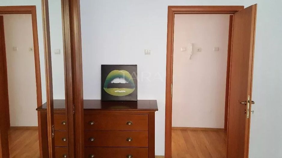 Apartament cu 3 camere de vânzare în zona Andrei Muresanu - Poză 6