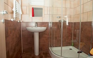 Proprietate cu profit rapid - Hotel cu amplasare premium, Popesti - Poză 38